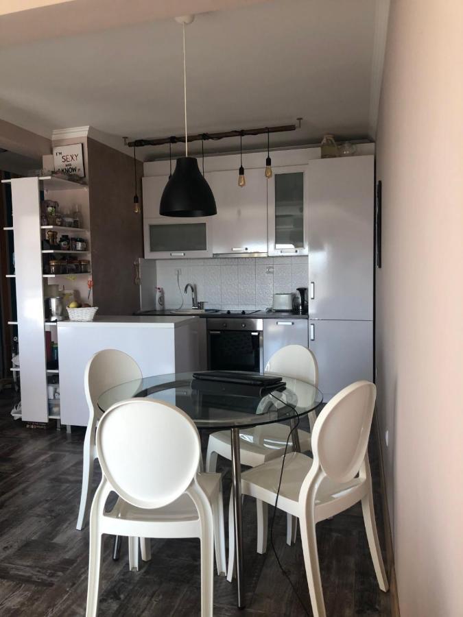 Gala Apartment Teodo Esterno foto